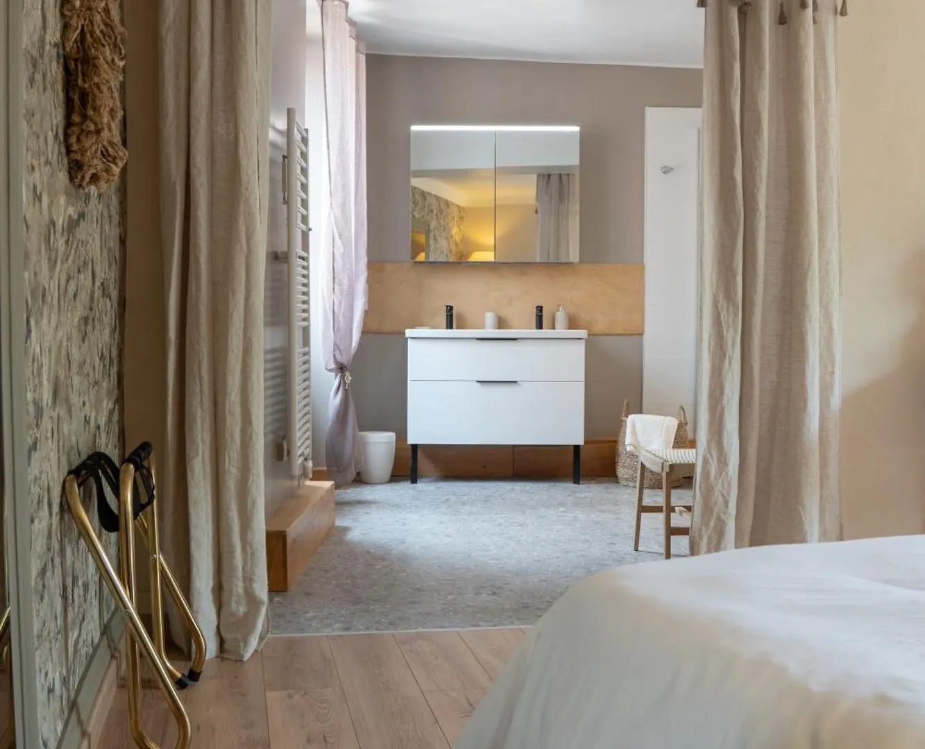 Les Chambres De La Marquise مارتيل 0*,
